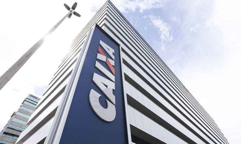Caixa abre no sábado para pagar auxílio emergencial