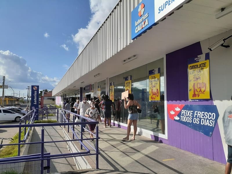 Supermercados fecham domingo; veja o que abre no fim de semana