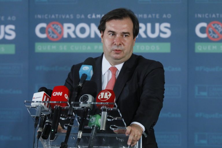 Maia nega possibilidade de prorrogar calamidade
