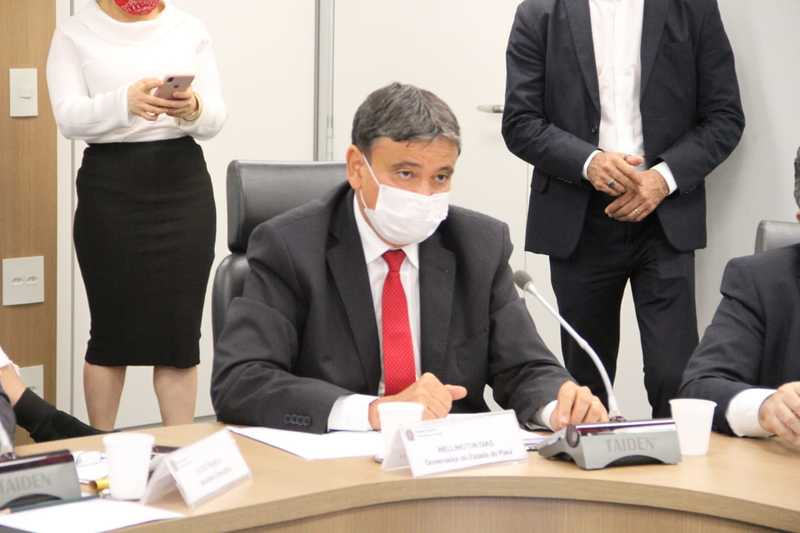 Wellington Dias prevê vacinação contra Covid-19 em janeiro de 2021