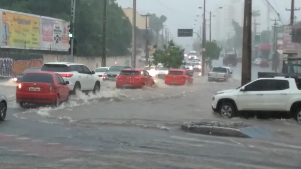 Teresina tem “cenário de caos a cada chuva”, diz climatologista