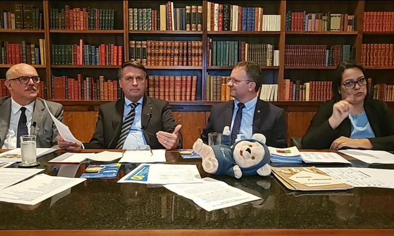Bolsonaro: plano de imunização está praticamente pronto