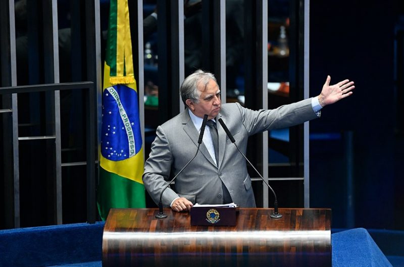 Senado: dinheiro do Fundeb é da escola pública; PL volta à Câmara