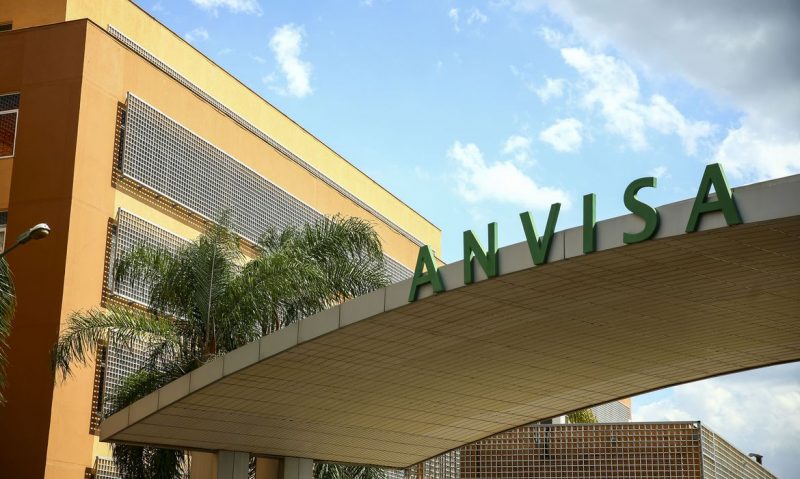Covid-19: Anvisa divulga novas orientações para farmácias