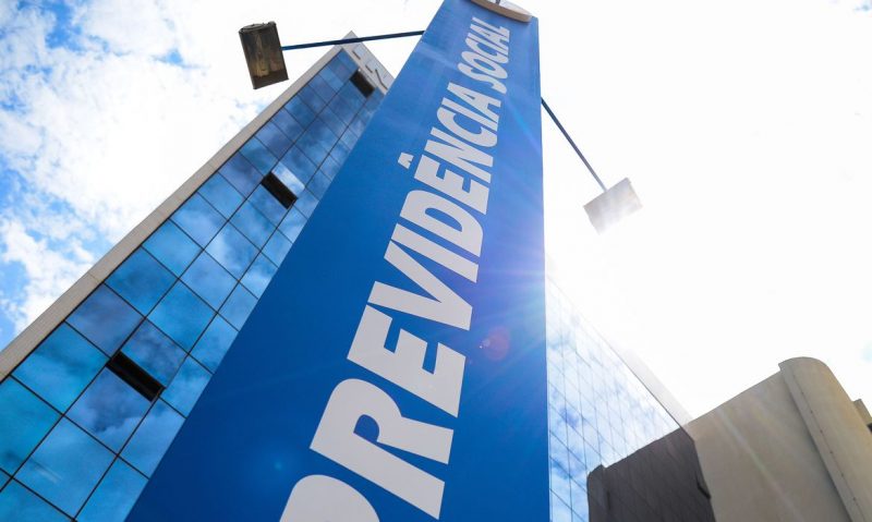 INSS: prova de vida de aposentados é suspensa até março de 2021