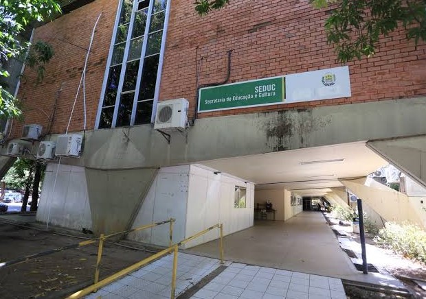 Período letivo de 2021 começa no dia 25 de janeiro, com aulas remotas