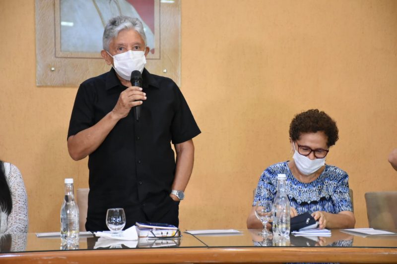 Vigário Geral de Teresina convida para construção de diálogos