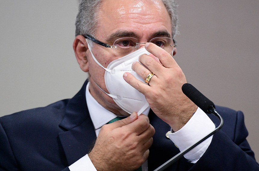 “Toda aglomeração deve ser dissuadida”, diz Queiroga na CPI