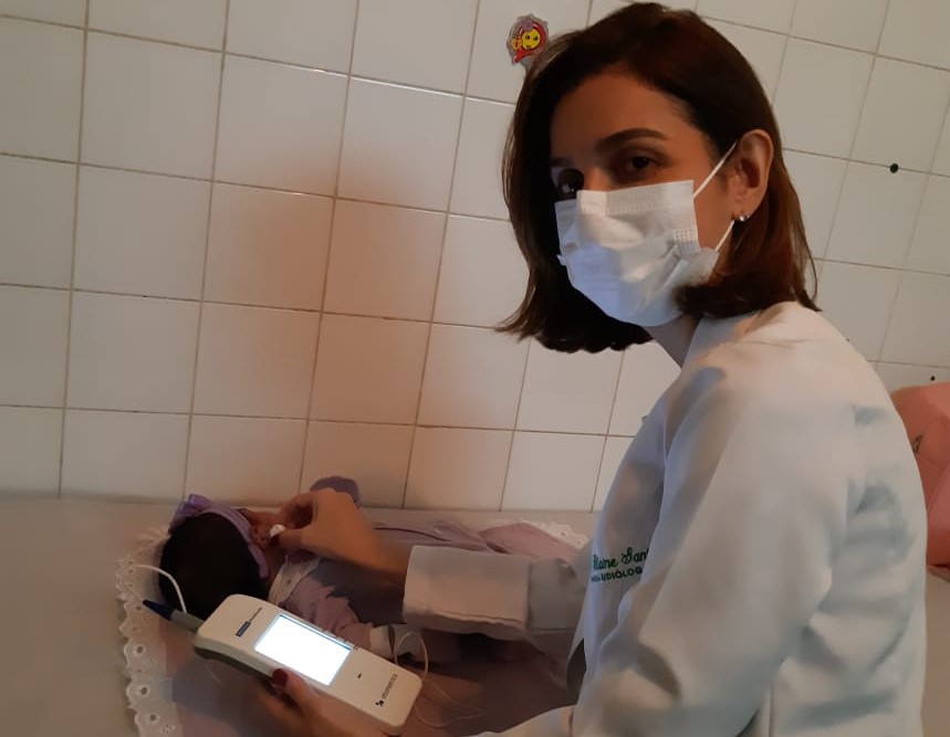 Maternidades de Teresina fazem mais de 3 mil testes da orelhinha e do pezinho