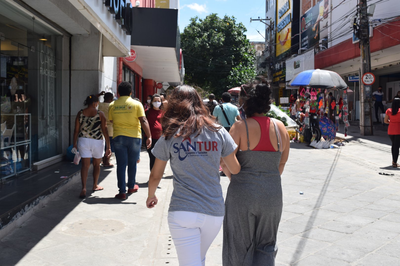 Lojas de Teresina abrem neste final de semana