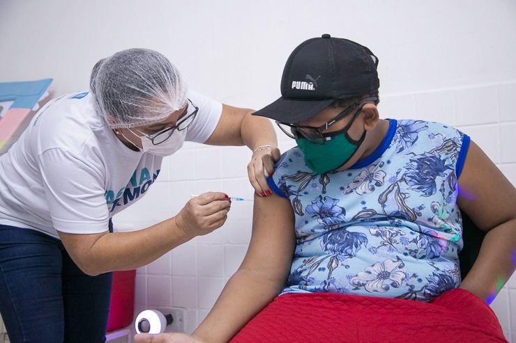 Timon abre vacinação de crianças de 11 anos sem comorbidades