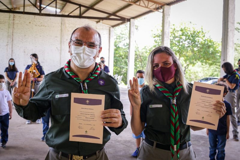 Jornalista Tito Ferreira e líder comunitária Patrícia Lima (Foto: Divulgação)