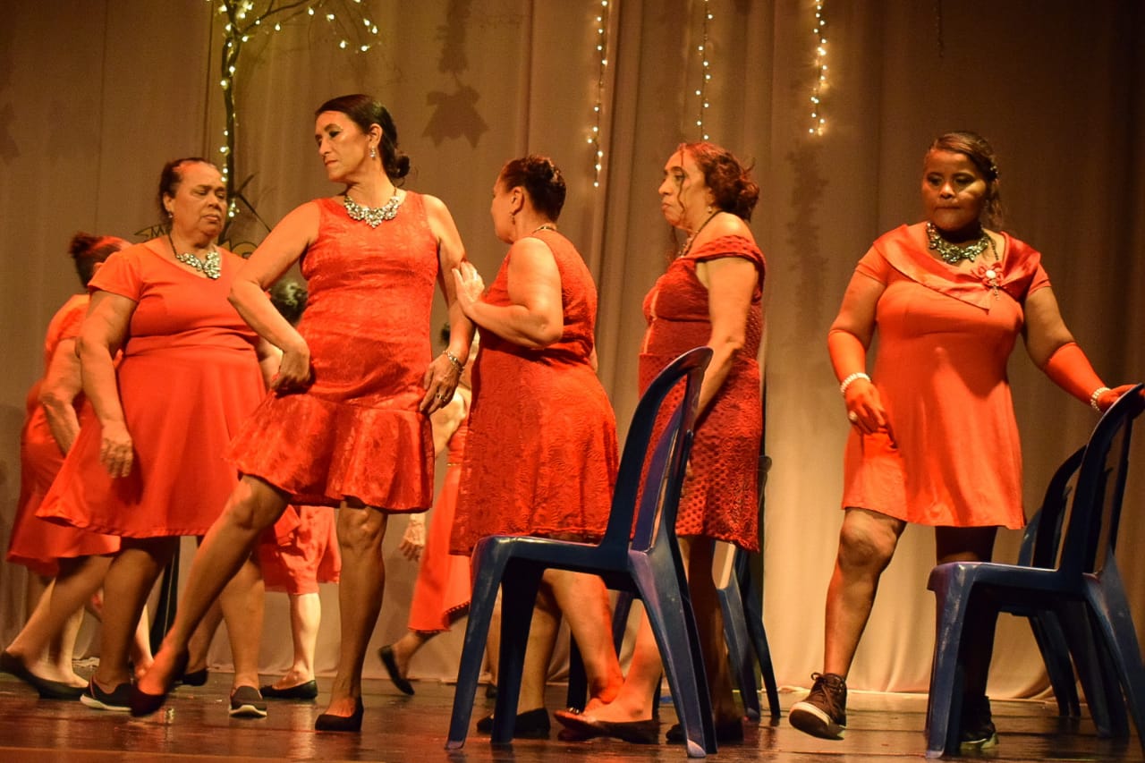 Dança transforma a vida de mulheres no Grande Dirceu