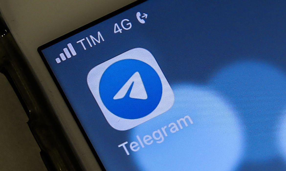 STF dá 24h para Telegram atender determinações
