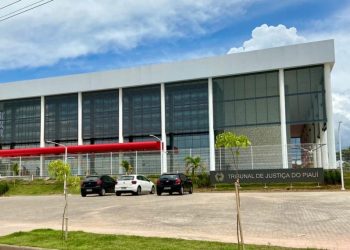 Justiça mantém ilegalidade da greve dos professores de Teresina