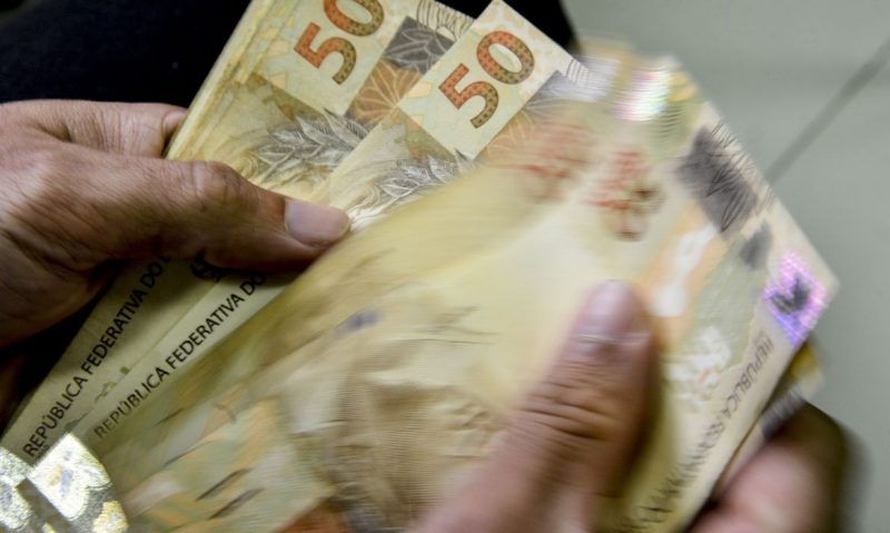 Começa a ser pago o Auxílio Brasil de R$ 600
