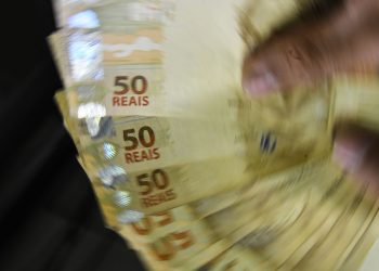 Última parcela de agosto do Auxílio Brasil é paga hoje