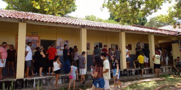 Teresinenses reclamam de superlotação nas seções eleitorais