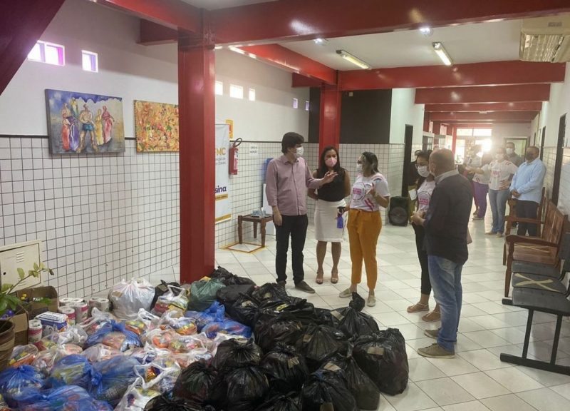 Lançada campanha de Natal para receber brinquedos e alimentos