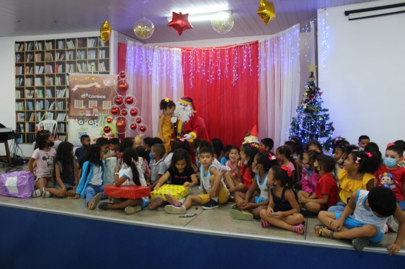 Prazo para adoção de cartinha do Papai Noel dos Correios termina hoje
