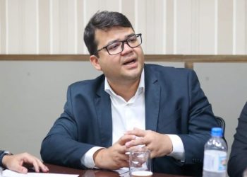 Presos quatro envolvidos no assassinato de adolescente em escola de Teresina