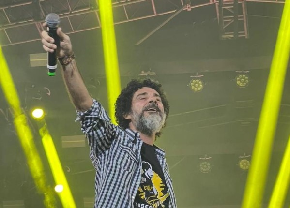 Chico César e Flávio Venturini encerram hoje o Festival de Inverno de Pedro II