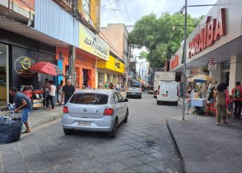 Comércio vai abrir sábados e domingos antes do Natal