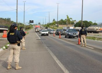 PRF define pontos das rodovias com fiscalização reforçada no feriadão