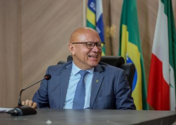 Alepi aprova PEC que reduz pela metade jornada dos servidores com filhos com deficiência