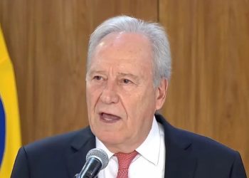 Lula sanciona, com veto, projeto que proíbe saidinha de presos para visita a familiares