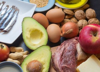 Dietas restritivas devem ser feitas com orientação, diz especialista