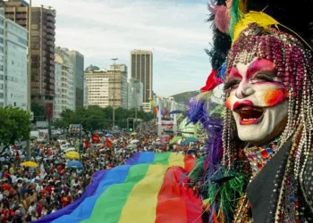 Dia do Orgulho LGBTQIA+: país tem longa história de luta por direitos