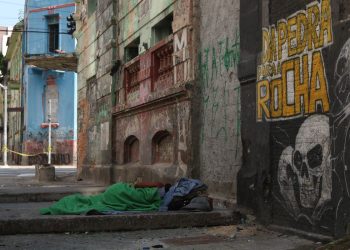 País tem 300,8 mil pessoas em situação de rua, diz pesquisa