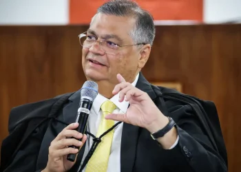Flávio Dino, do STF, mantém suspensão de emendas do orçamento secreto