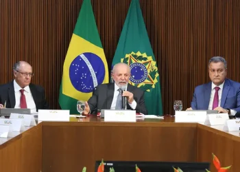 Governo federal apresenta PEC da Segurança Pública aos governadores dos estados