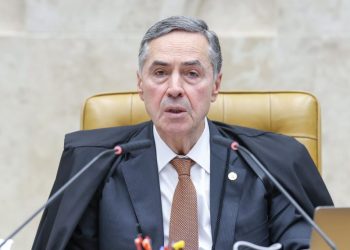 Barroso condena tentativa de golpe e diz que notícias são “estarrecedoras”