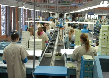 Taxa de desemprego atinge menor patamar desde 2012, diz Pnad Contínua, do IBGE