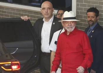 Presidente Lula passa por exames e é liberado para retornar a Brasília