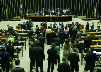 Congresso fará esforço concentrado para votar cortes, LDO e Orçamento nesta semana
