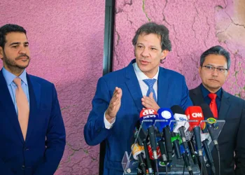 Publicada MP que proíbe cobrança diferenciada por transações em Pix