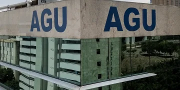 Fraude no INSS: AGU pede bloqueio de bens de mais 14 investigados