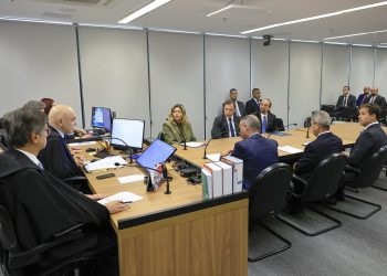No STF, Mauro Cid confirma delação que incrimina Braga Netto em ação
