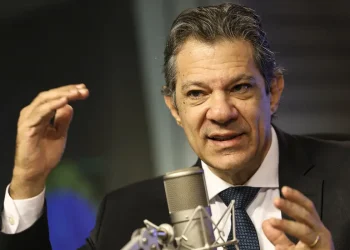 Haddad diz que pode haver conversa entre Lula e Trump sobre tarifas