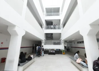 Escola em tempo integral deve ter jornada de 7 horas diárias