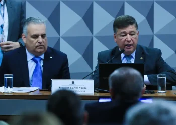 Oposição elege presidente e relator da CPMI das fraudes do INSS