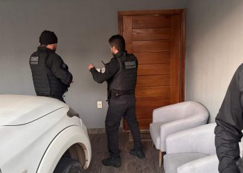 Polícia prende empresário em condomínio de luxo durante operação contra facção em Teresina