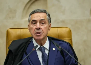 Despedida: Barroso diz que STF cumpriu dever de preservar o Estado de direito