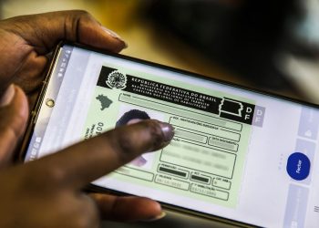 Governo federal lança consulta sobre fim da exigência de autoescola para CNH