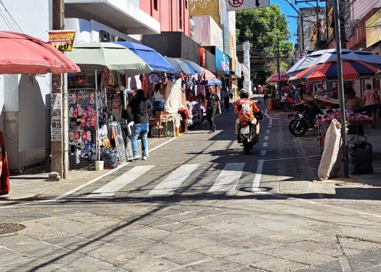 Saiba o que funciona e o que fecha no feriado desta segunda-feira em Teresina