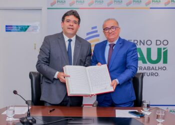 Governador do Piauí transmite cargo ao presidente do TJ por período de 10 dias
